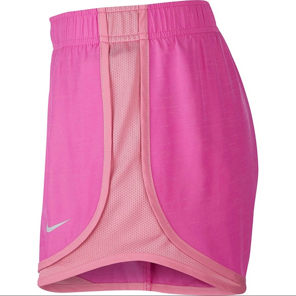 Women’s Nike Dri-Fit Tempo Running Shorts, XS NWT - Picture 3 of 7